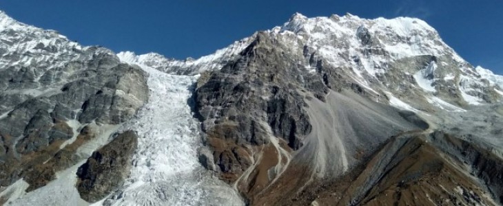 Everest 3 High Passes Trek